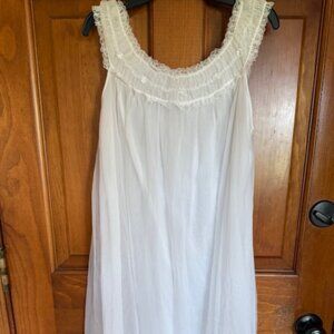 Gotham Gold Stripe Vintage Ladies Nightie, Nightgown, white, Small